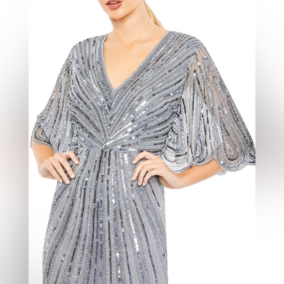 Sequined v neckline cape column gown in slate blue colour - Picture 3 of 3